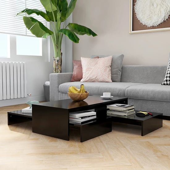 Urania Wooden Nesting Coffee Table Set In Black