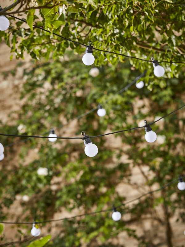Fabulous Extendable Globe Festoon Lights